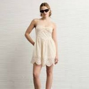 NWT American Eagle Sz Xs Cream Lace Delicate Dress